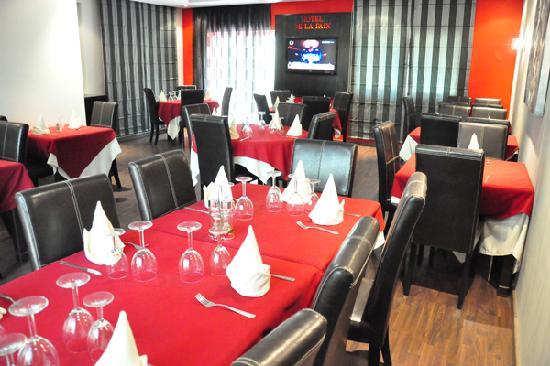 Photo of restaurant of hotel 